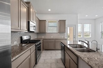 Building Photo - 18005 Pomelo Ln