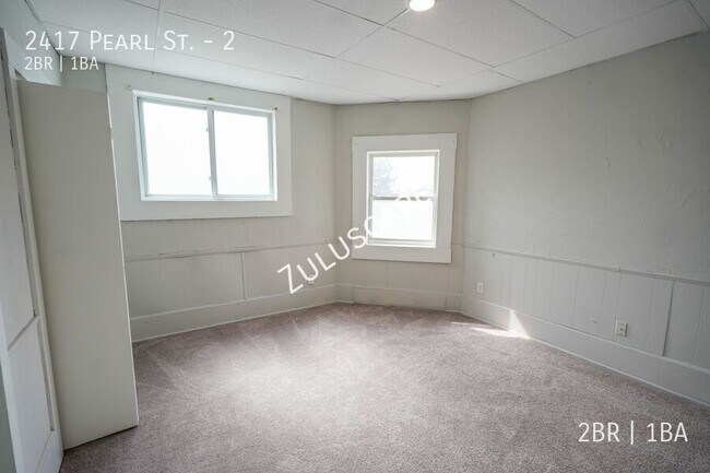 Building Photo - 2417 Pearl St
