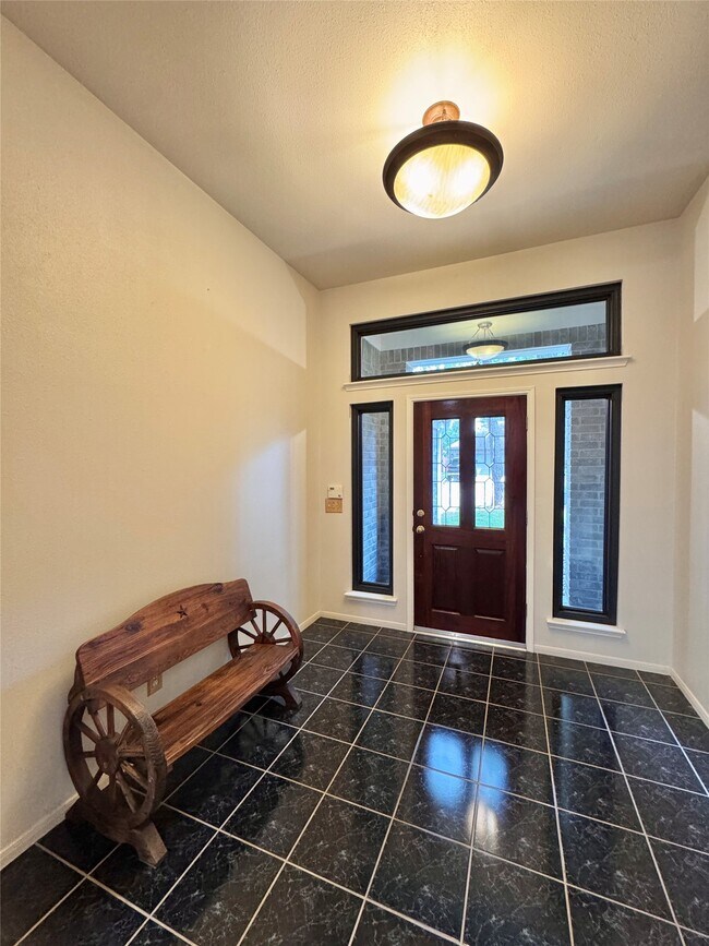 Building Photo - 42 Tranquil Glade Pl