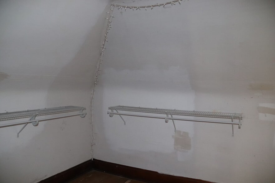 Storage - 3rd Floor 3 - 1370 Forsythe Ave