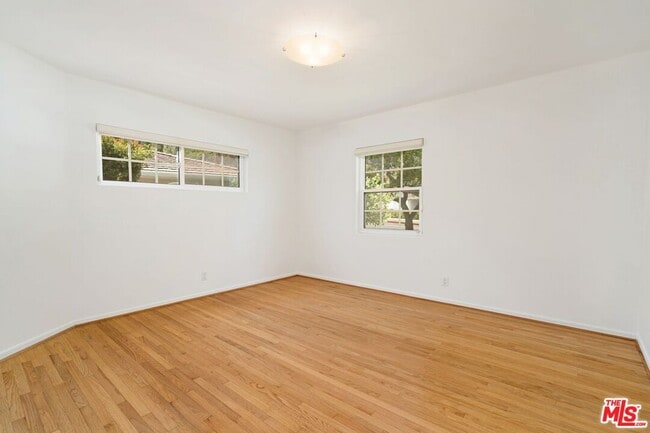 Building Photo - 1483 Allenford Ave