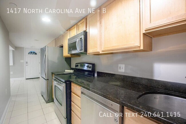 Building Photo - 1417 North Carolina Ave NE