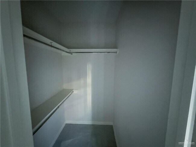 Building Photo - 5704 Puffin Ave