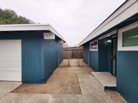 Building Photo - Ferndale 4 bedroom 2 bathroom