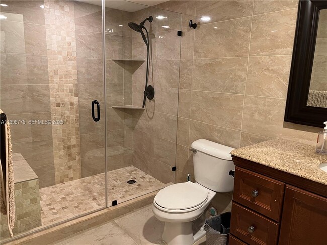 Building Photo - 16500 Golf Club Rd