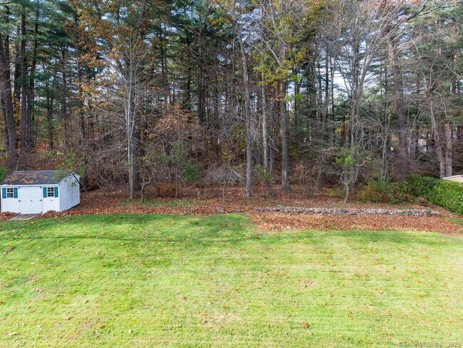 Building Photo - 26 Woodside Dr