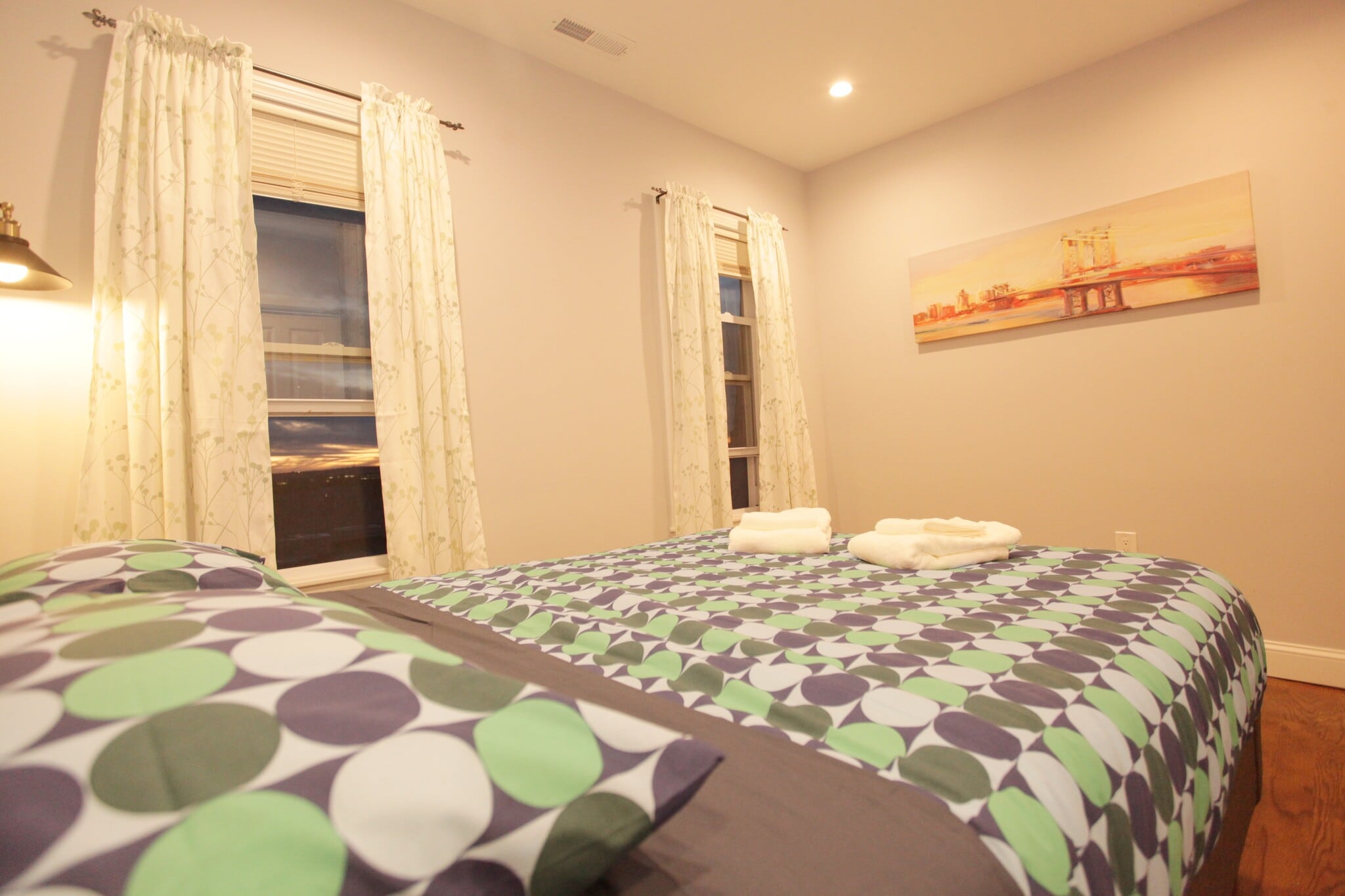 Building Photo - 289 Main St