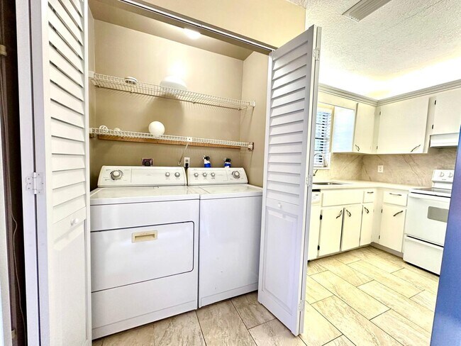 Building Photo - 326 Jupiter Lakes Blvd