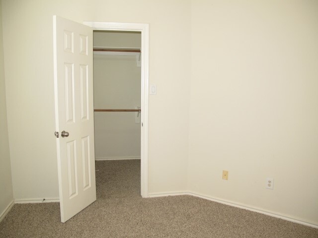 Building Photo - 14426 Fairbuff Ln