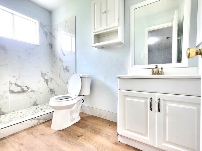 Building Photo - 11622 Old Telegraph Rd