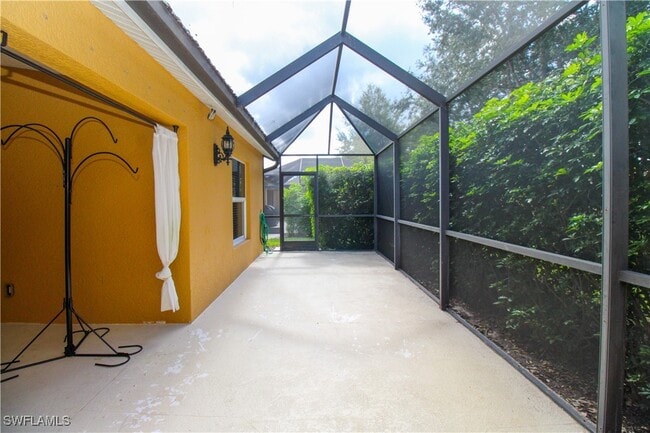 Building Photo - 15077 Cortona Way