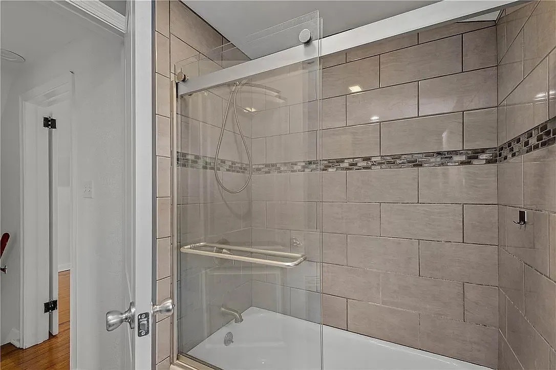 Bathroom 1 - 20 Locust Ln