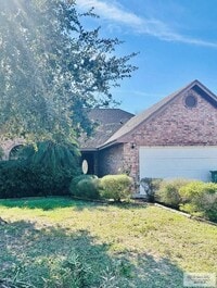 Building Photo - 15 Valles Ct