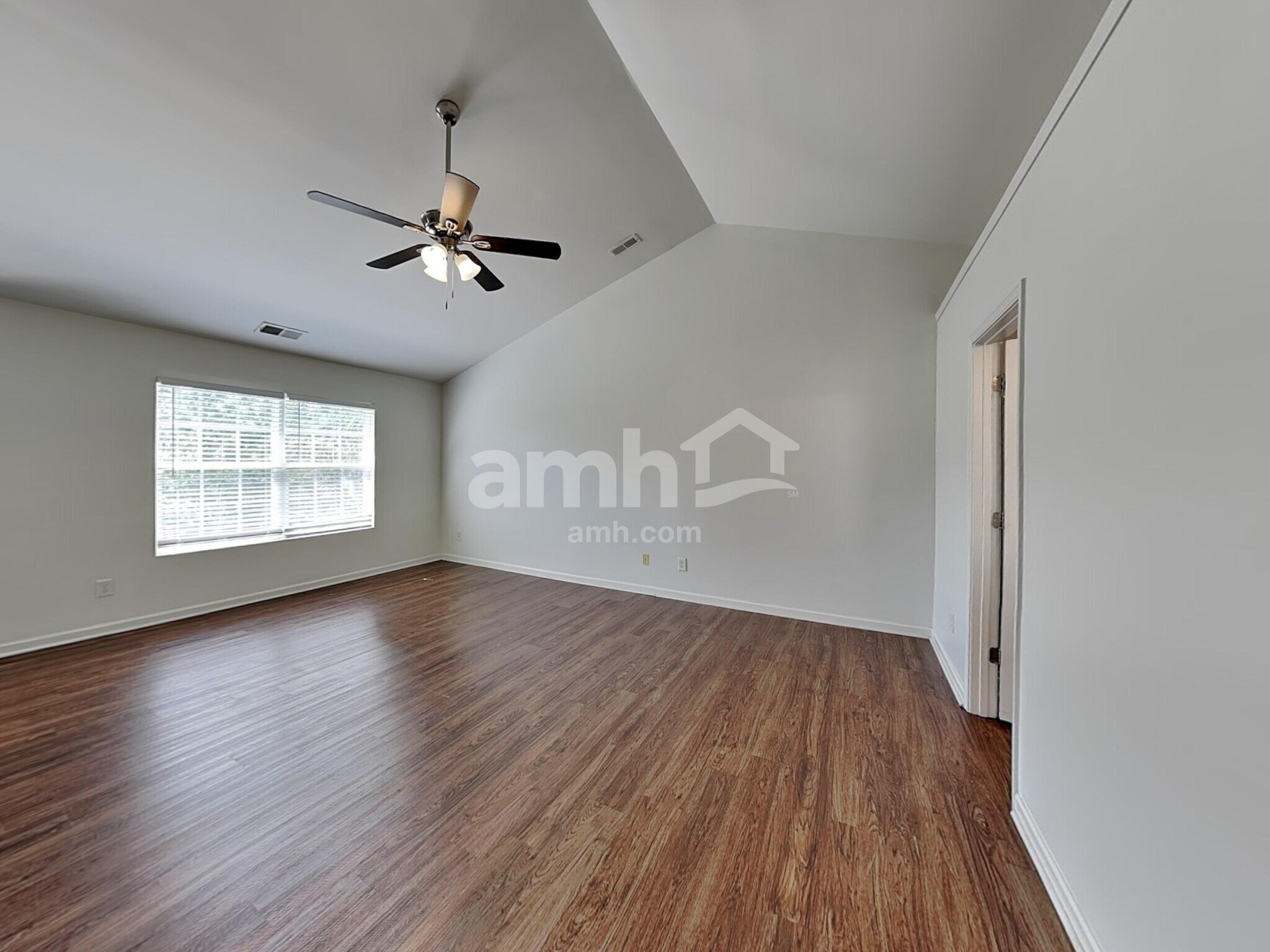 Building Photo - 16511 Falconry Way