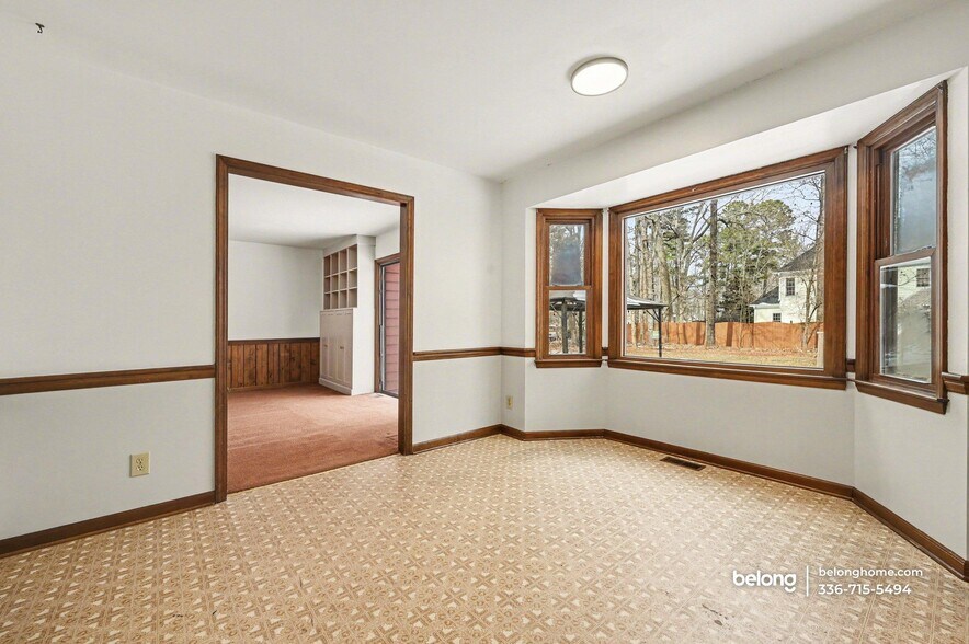 Building Photo - 11209 Crestmont Dr