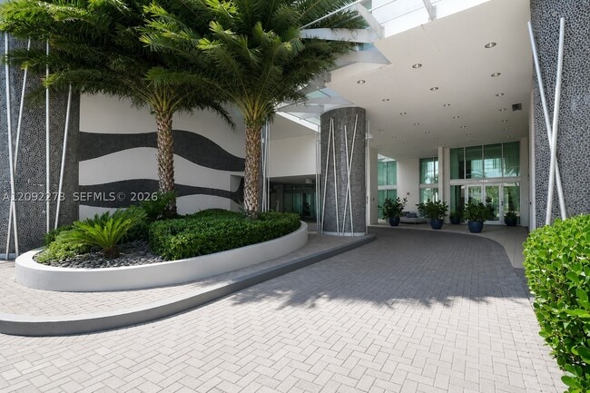 Building Photo - 7930 East Dr