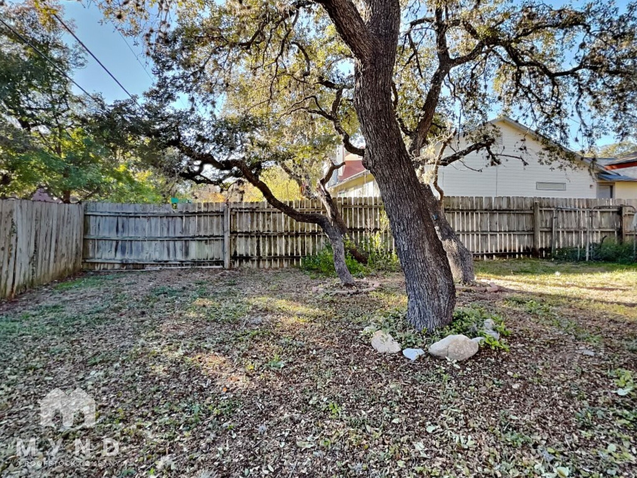 Building Photo - 9150 Park Trail