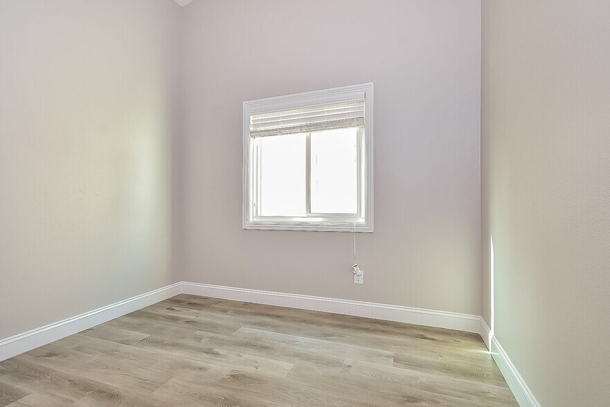 Building Photo - 3642 Covewick Dr