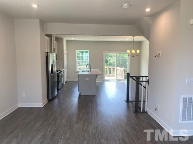 Building Photo - 511 Autumn Cure Ct