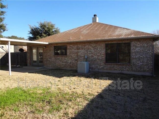 Building Photo - 2623 Stapleford Dr