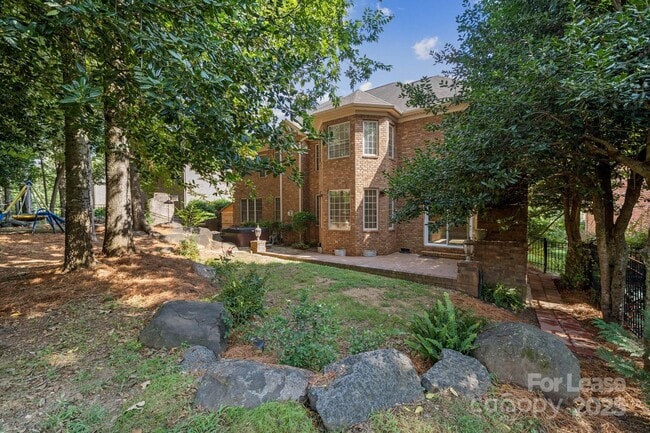 Building Photo - 7328 Summerlin Pl