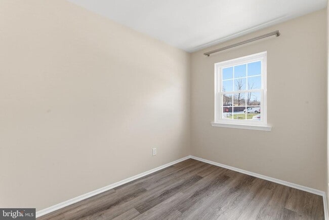 Building Photo - 463 Old Forge Crossing