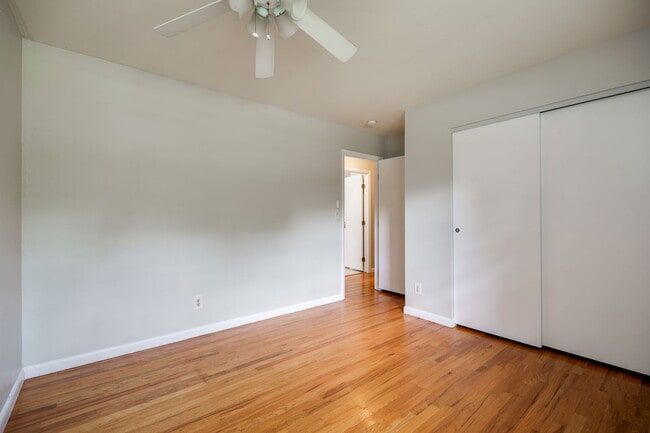 Building Photo - 5781 King Arthur Dr
