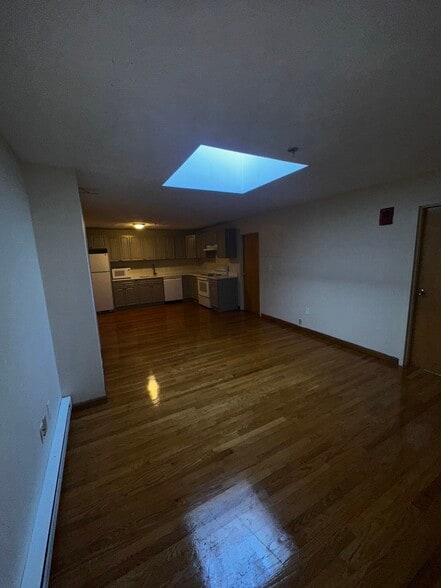 Building Photo - 1110 Commonwealth Ave