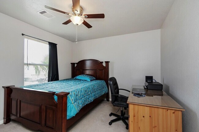 Building Photo - 20738 Fair Castle Dr