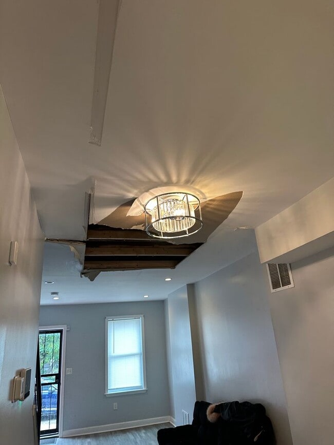 Building Photo - Beautifully Renovated Three Bedroom Home for Rent! Central Air! Rear Deck! Available Now!