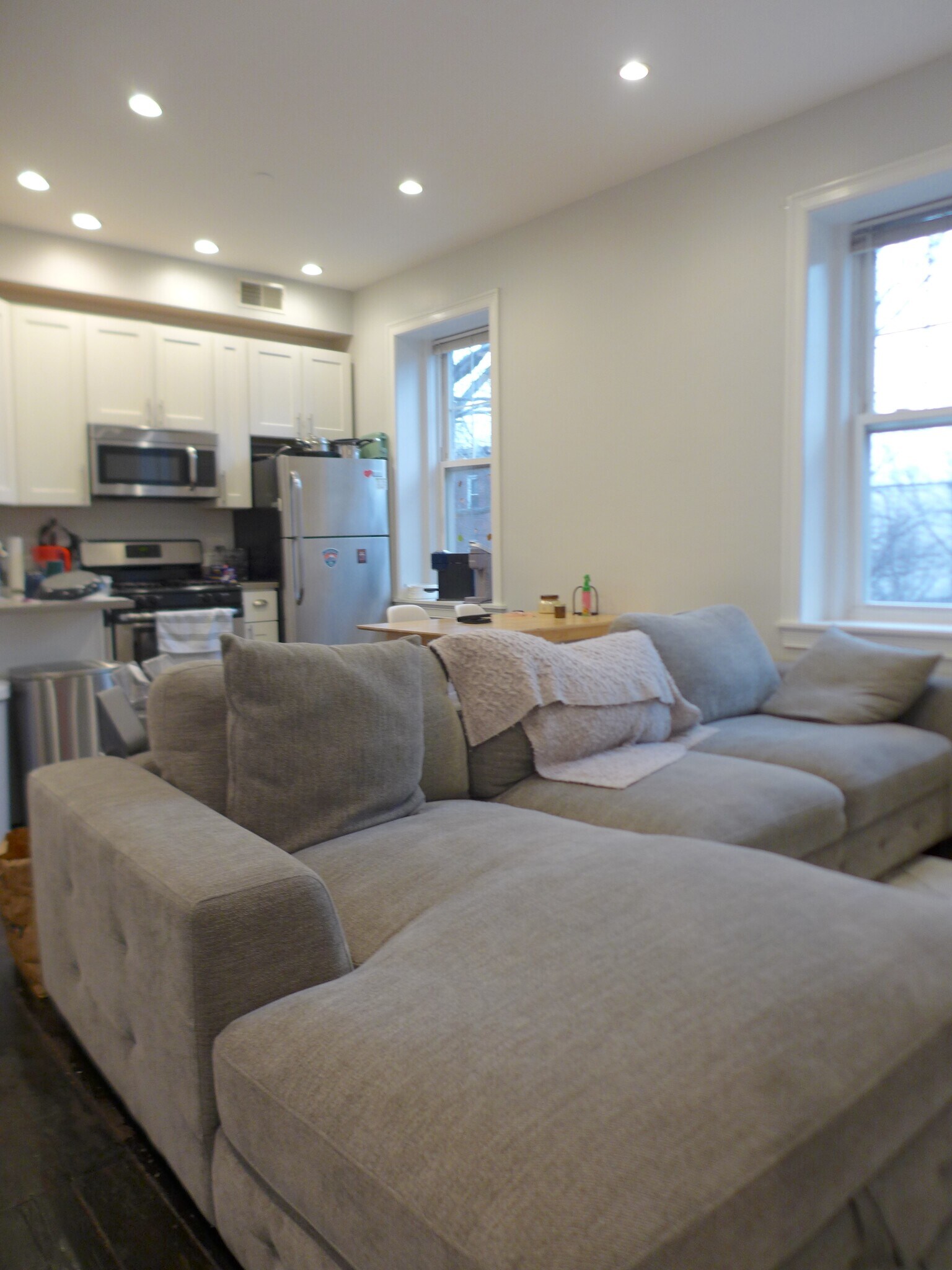 Building Photo - 17 Warwick St