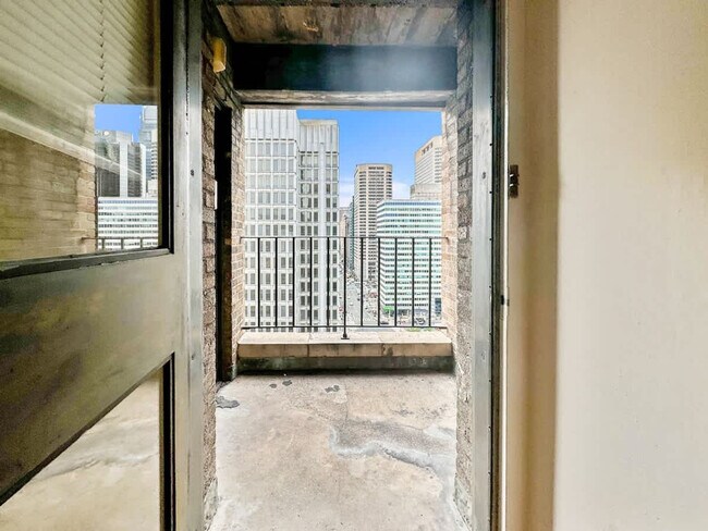 Building Photo - 111-23 N 15th St