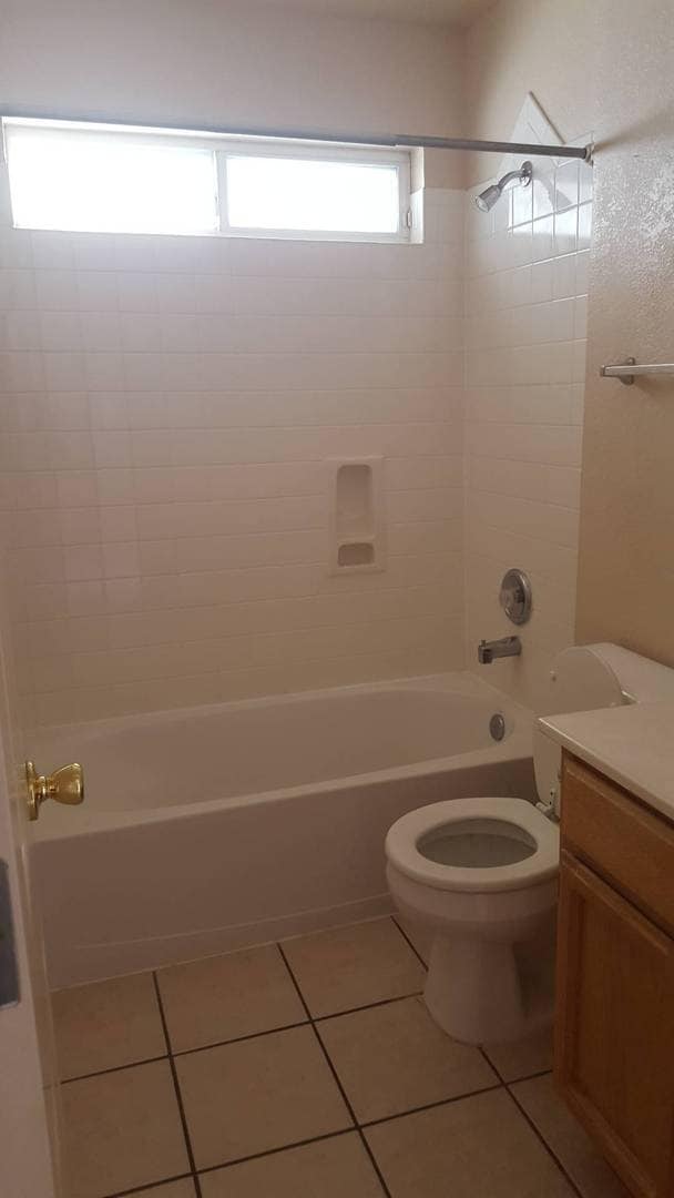 Building Photo - Beautiful house near Loop 375 and Edgemere