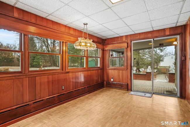 Building Photo - 4487 Madison Ave