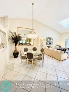 Building Photo - 5758 Royal Lake Cir