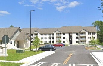 Building Photo - 800 Winding Rd