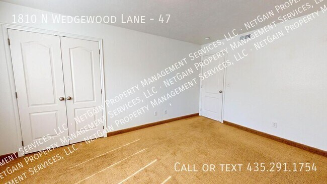 Building Photo - 1810 N Wedgewood Ln