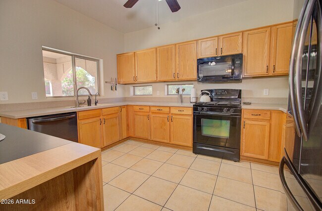 Building Photo - 1920 N Palo Verde Ct