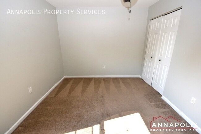 Building Photo - 324 Windell Ave