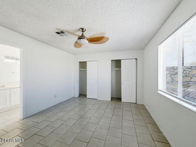 Building Photo - 11621 Gypsum Hills Cir