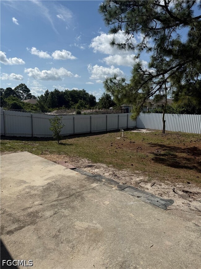 Building Photo - 2916 7th St SW