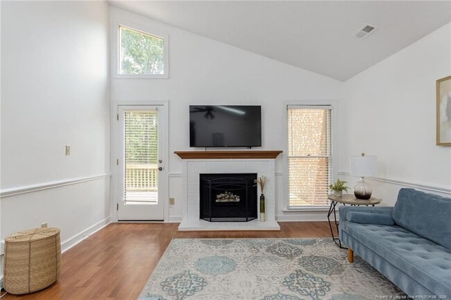 Building Photo - 5500 Fortunes Ridge Dr