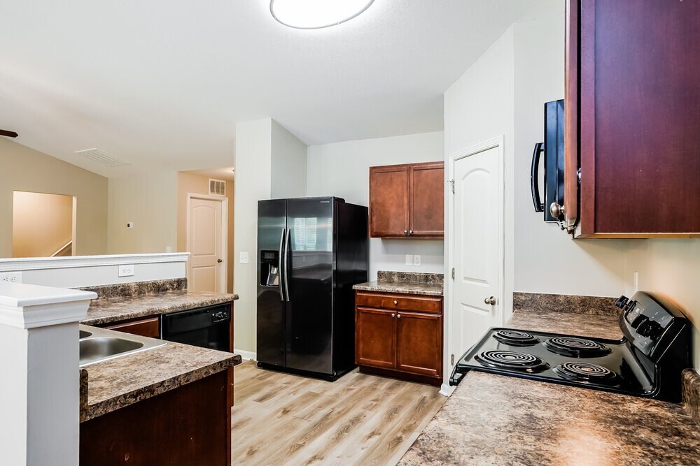 Building Photo - 9 Badger Pass Dr