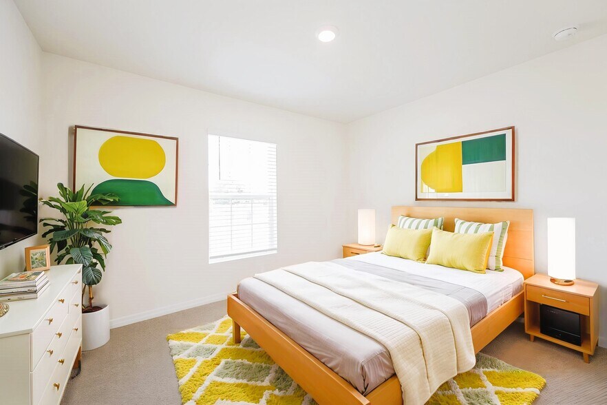 Building Photo - 3020 64th St W