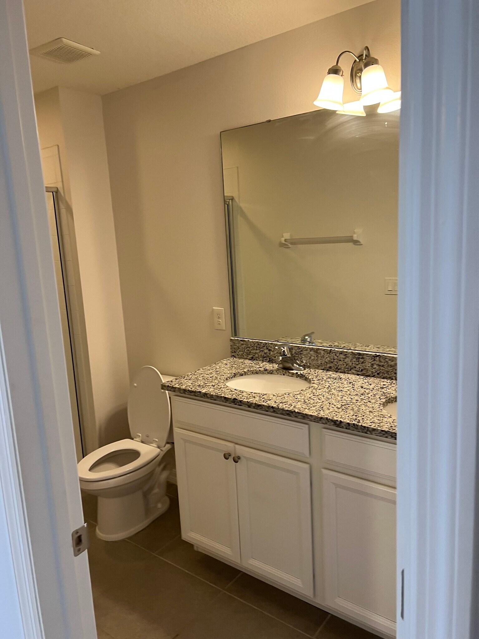 Building Photo - 600 Northern Way