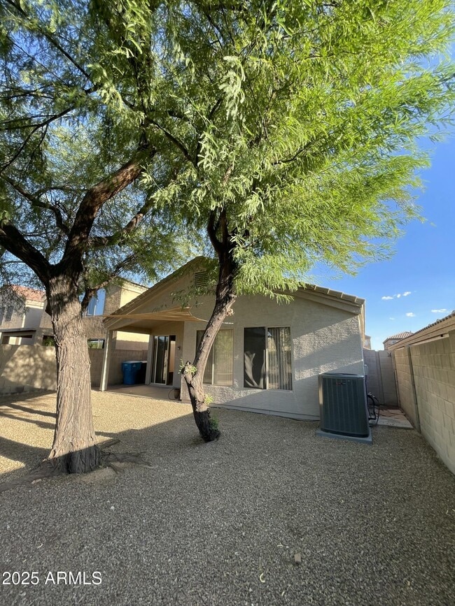 Building Photo - 4314 E Smokehouse Trail