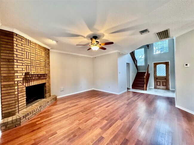 Building Photo - 2623 Double Lake Dr