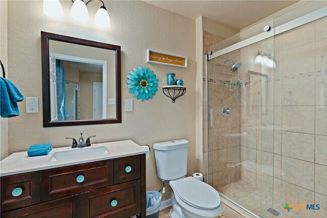 Building Photo - 1110 Diamondhead Dr