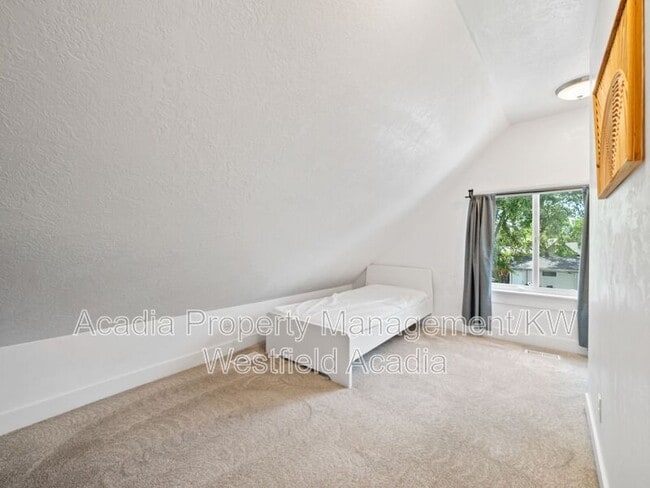 Building Photo - 510 S 900 W