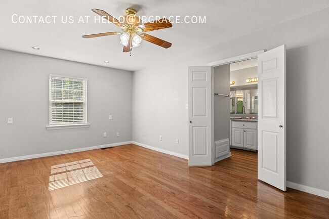 Building Photo - 525 W 4th St